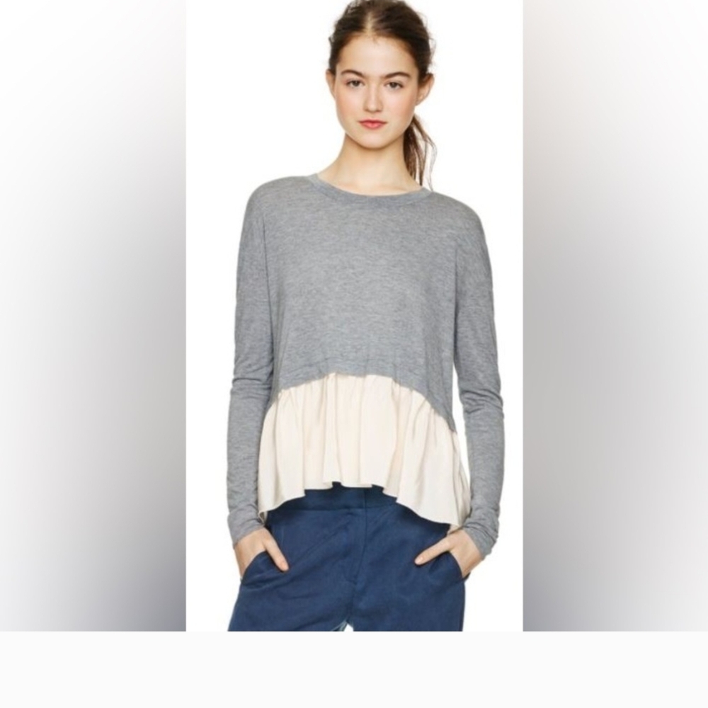 NWOT GAP Gray and Cream Layered Peplum Lightweight Long Sleeve Shirt Size Medium